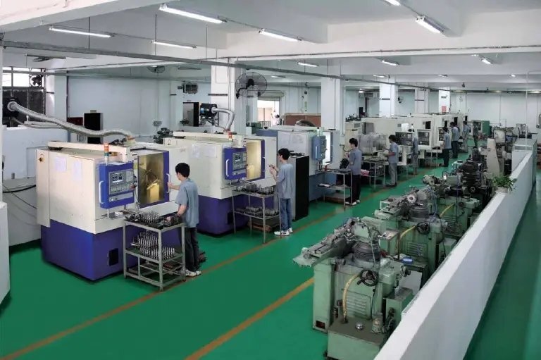 生產(chǎn)車(chē)間 生產(chǎn)車(chē)間